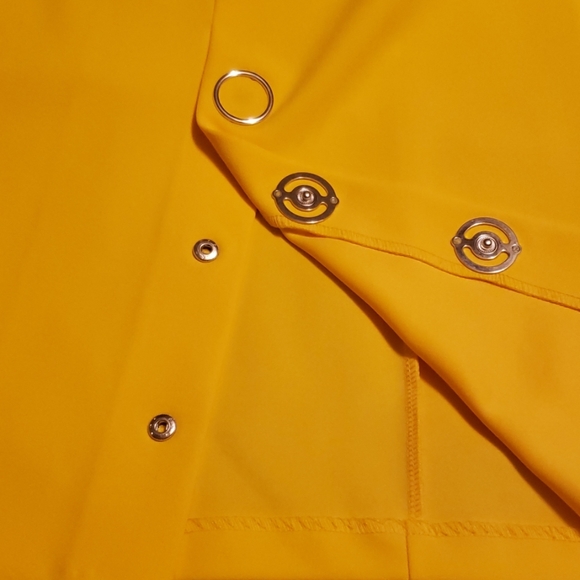 Knee Length Pencil Skirt - Picture 4 of 4